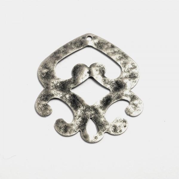 Ciondolo guarnizione tribale martellata 38 mm argento antico menoni busta da 3 pezzi