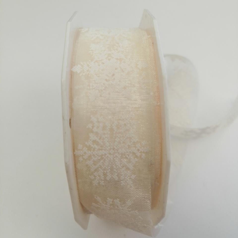 Nastro di Natale con decoro fiocchi neve a rilievo bianchi arti e grafica organza avorio mm25