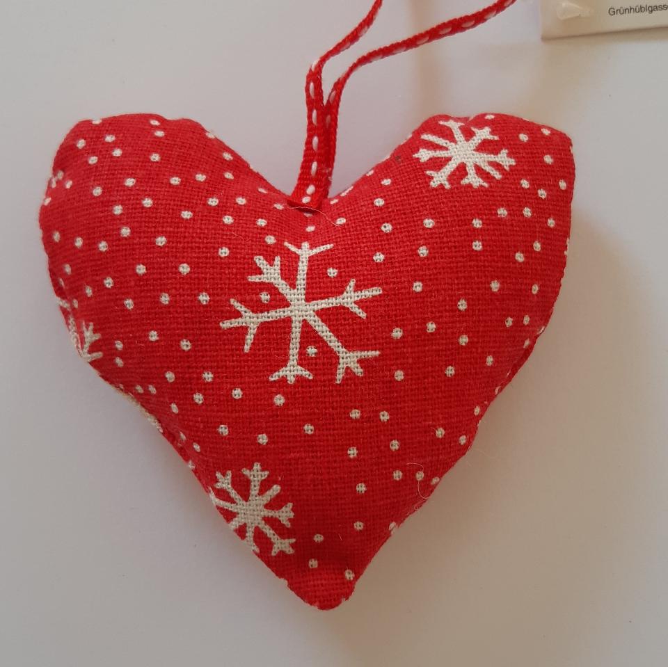 Cuore di tessuto imbottito marianne hobby colore rosso 8x10cm