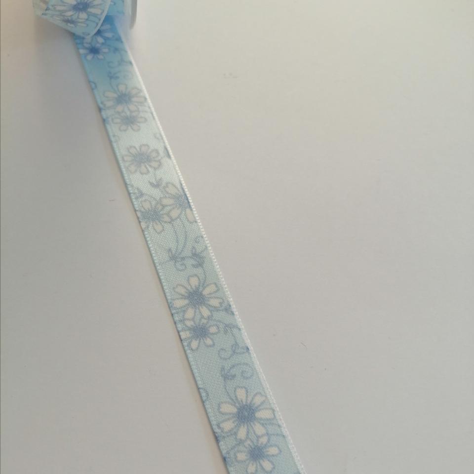 nastro raso celeste con margherite Goldina 15 mm x 1 mt