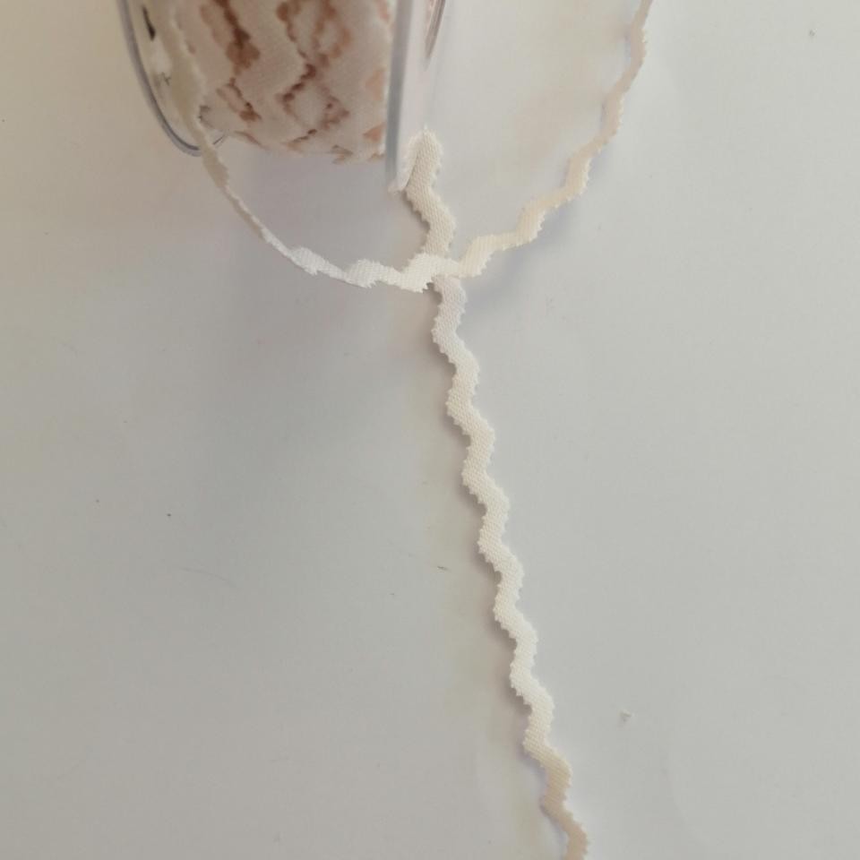 bordura zig zag crema Goldina 10 mm x 1 metro