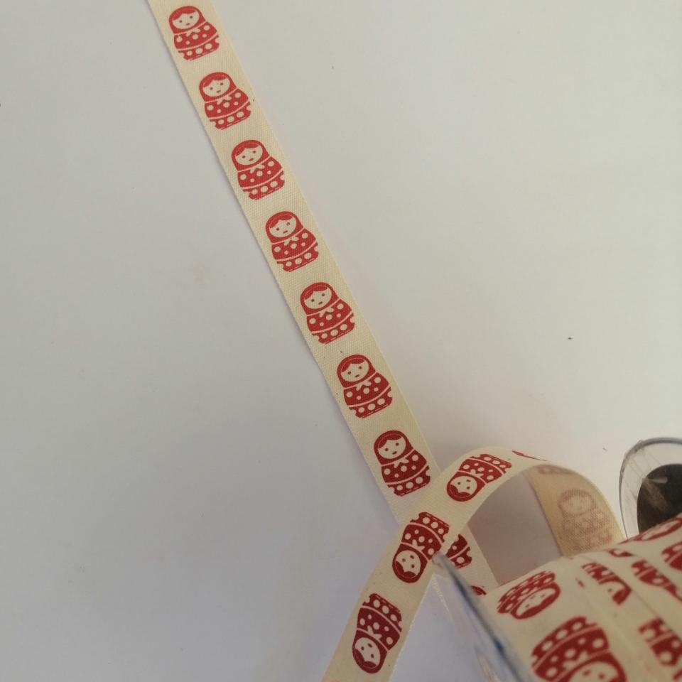 nastro panna con matrioske stafil 15 mm x 1 metro