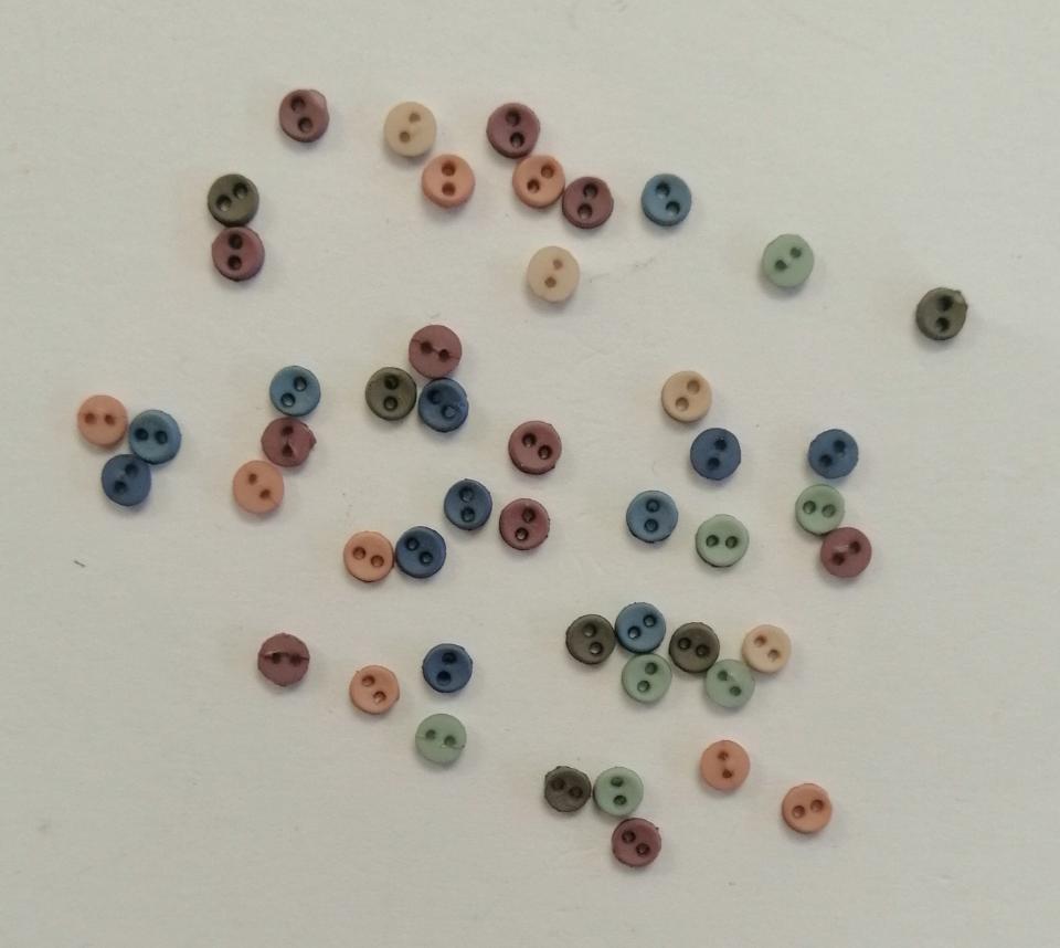 bottoncini in resina vari colori Stafil busta da 50 pezzi diametro 3 mm circa