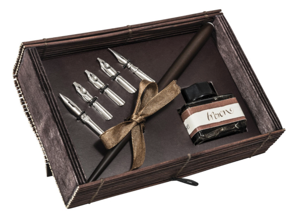 Set per calligrafia  OnLine N° 5 pennini + boccetta inchiostro