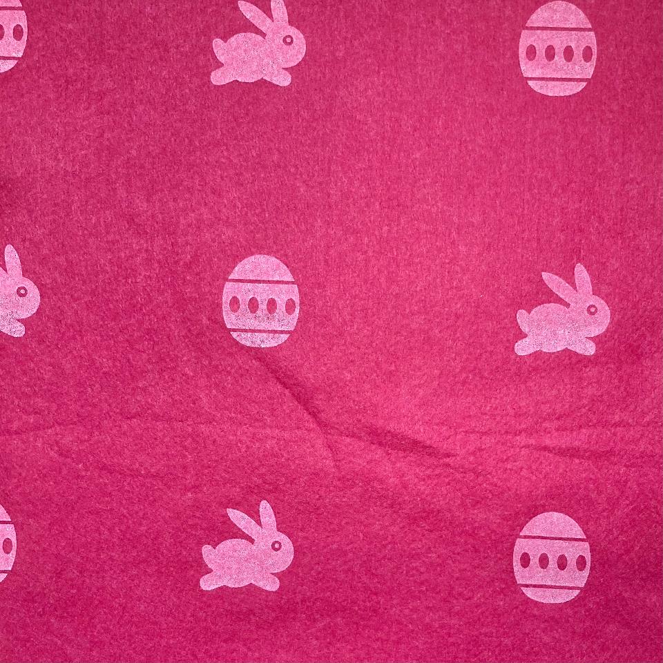 pannolenci stampato fucsia con uova pasquali e conigli stafil 30 x 40 cm