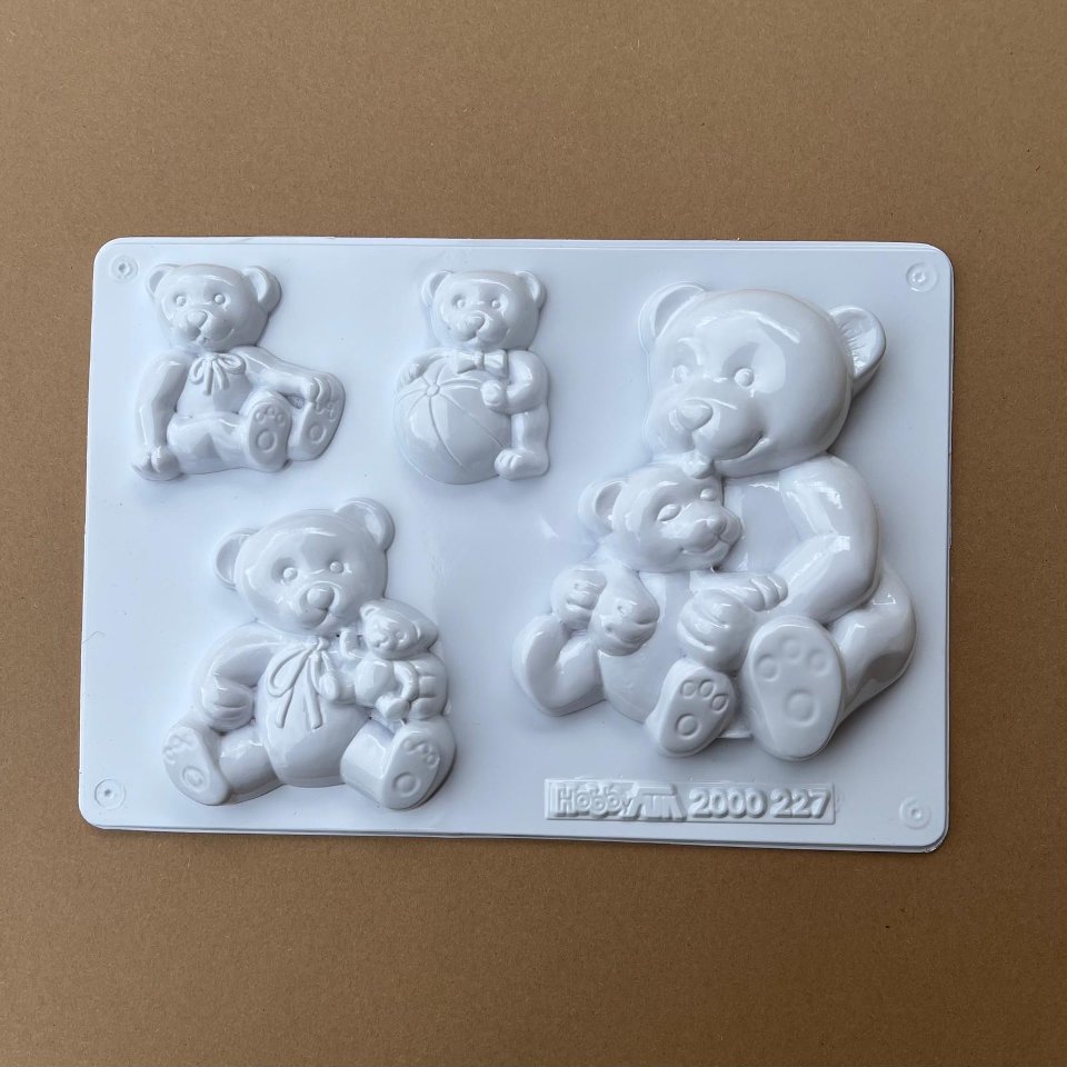 Stampo in plastica con 4 orsetti hobby fun 16 cm x 23 cm