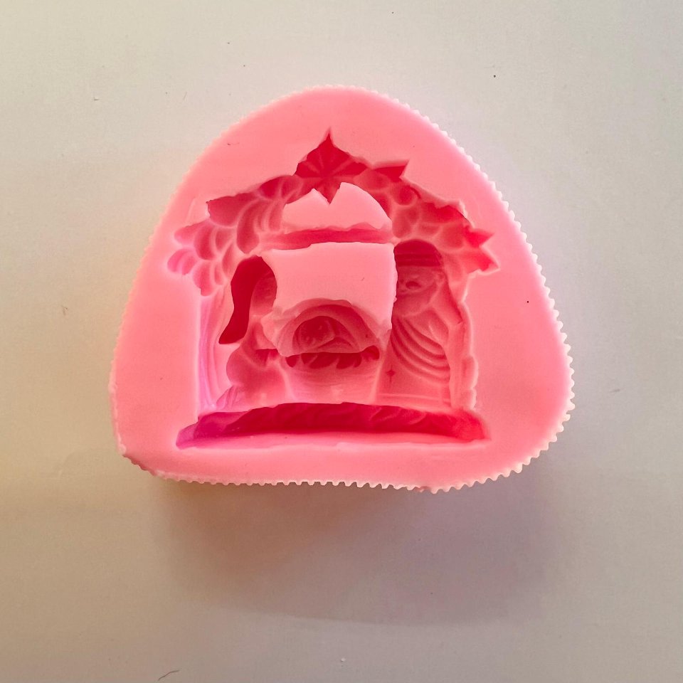 stampo in silicone presepe  con capanna monoblocco stafil base 6 cm x h 6,8 cm