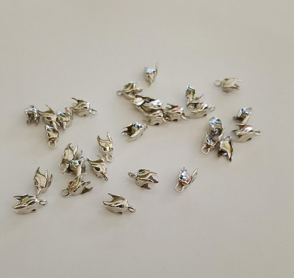 coppette chiudi filo con asola ottone colore nichel menoni 3mm busta da 30 pezzi