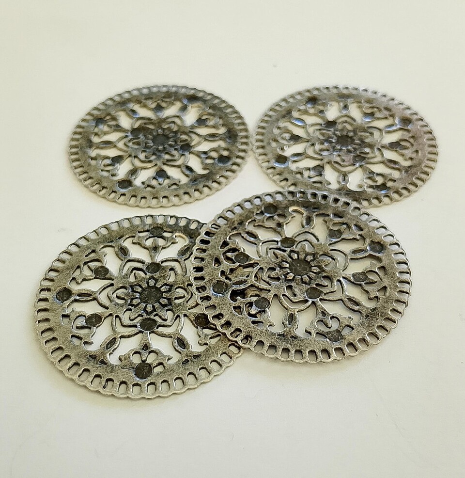 ciondolo effetto filigrana  diametro 30 mm argento antico menoni busta da 4 pezzi