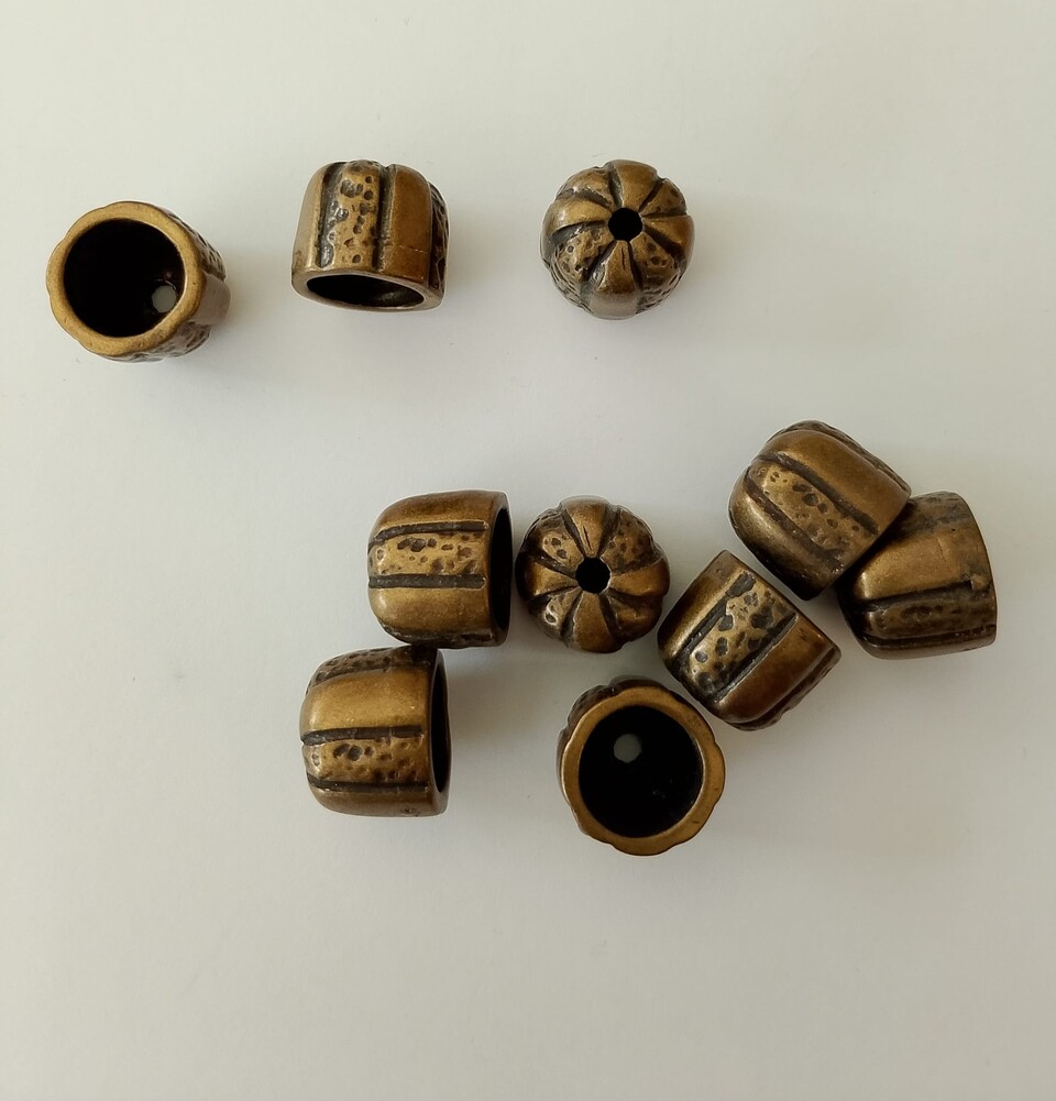 Coppetta forata colore ottone mm 12 Free Bigiotteria busta da 10pezzi