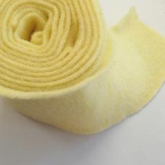 fascia di feltro in lana cotta di colore giallo canarino stafil 15cm x 1 mt