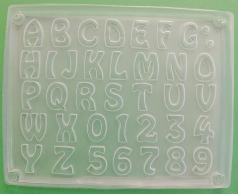 Stampo LDPE per colata lettere e numeri Rayher 23,2 x 18,3 cm