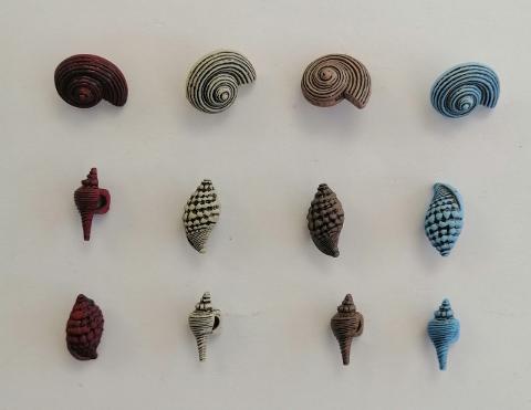 Bottoni decorativi in resina soggetti marini stafil 12 pezzi di 2cm x 1,5 cm