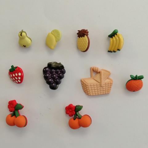 Bottoni decorativi  in resina a forma di frutta stafil 10 pezzi assortiti per 2 cm