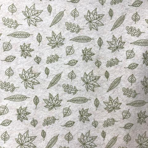 pannolenci panna melange con foglie verde oliva 50x90 cm stafil feltro