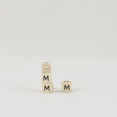 cubo lettera M in legno arti e grafica 1 cm