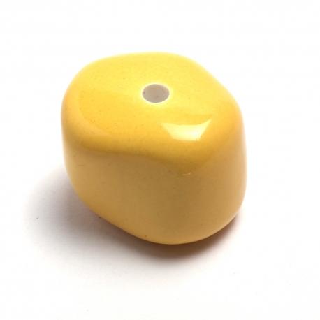 Perla in resina irregolare gialla mabel 38x23 mm confezione da 2 pezzi