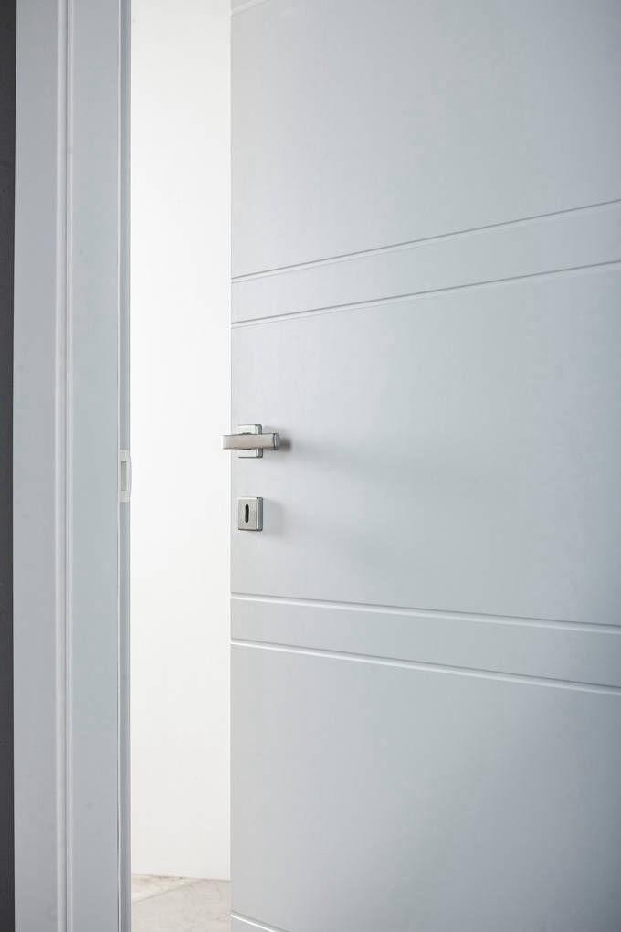 PORTE LACCATE IMIC - MOD.  LINE 180L  CON ANTA TAMBURATA CON INCISIONI