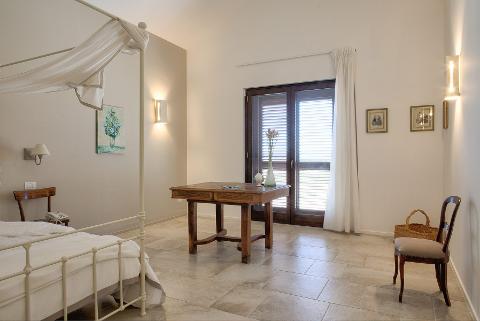Infissi in LEGNO DELFINO INFISSI - Mod. ONE 80