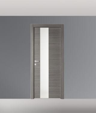 PORTE IN LAMINATINO IMIC - MATERIKA  MOD. 270 V ANTA TAMBURATA CON VENATURA ORIZZONTALE E VETRO TEMPERATO SATINATO