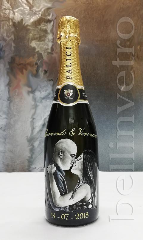 129-artistiche-bottiglie-personalizzate-incise-decorate-ritratto-coppia-matrimonio-spumante-1.jpg