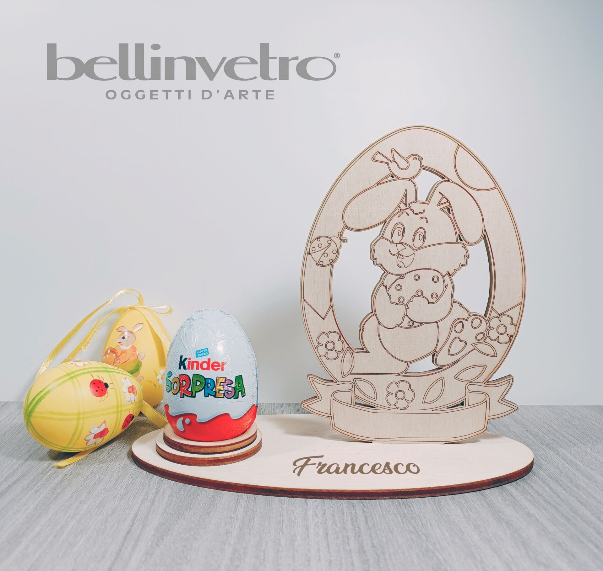 Coniglietto pasquale intagliato in  legno portauovo BELLINVETRO VR 139