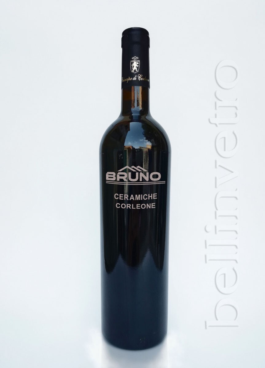 Bottiglia incisa e dipinta a mano regalo aziendale VINO CANTINE PAOLINI 14