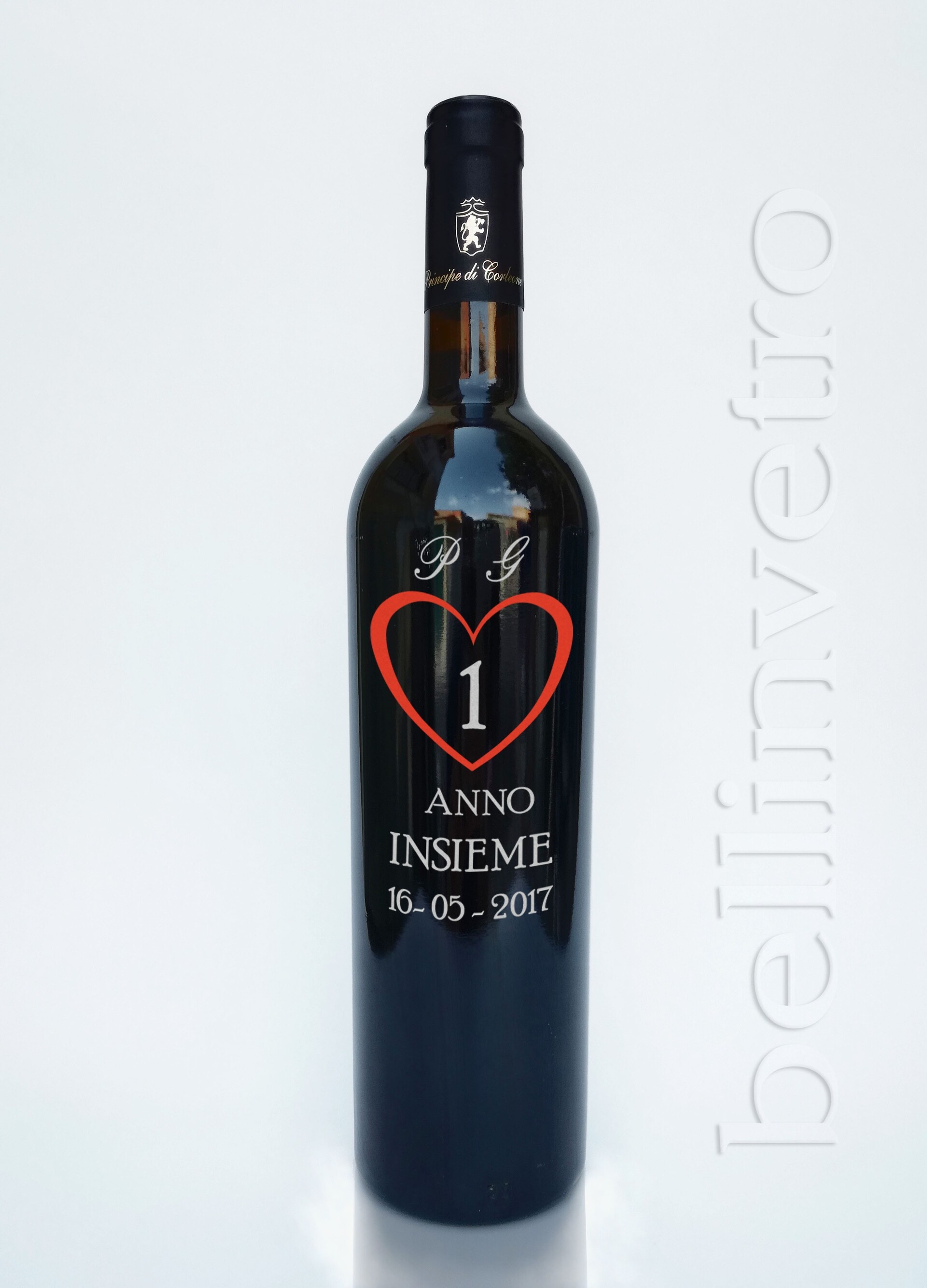 Bottiglia incisa e dipinta  a mano 1 anniversario VINO CANTINE PAOLINI 93