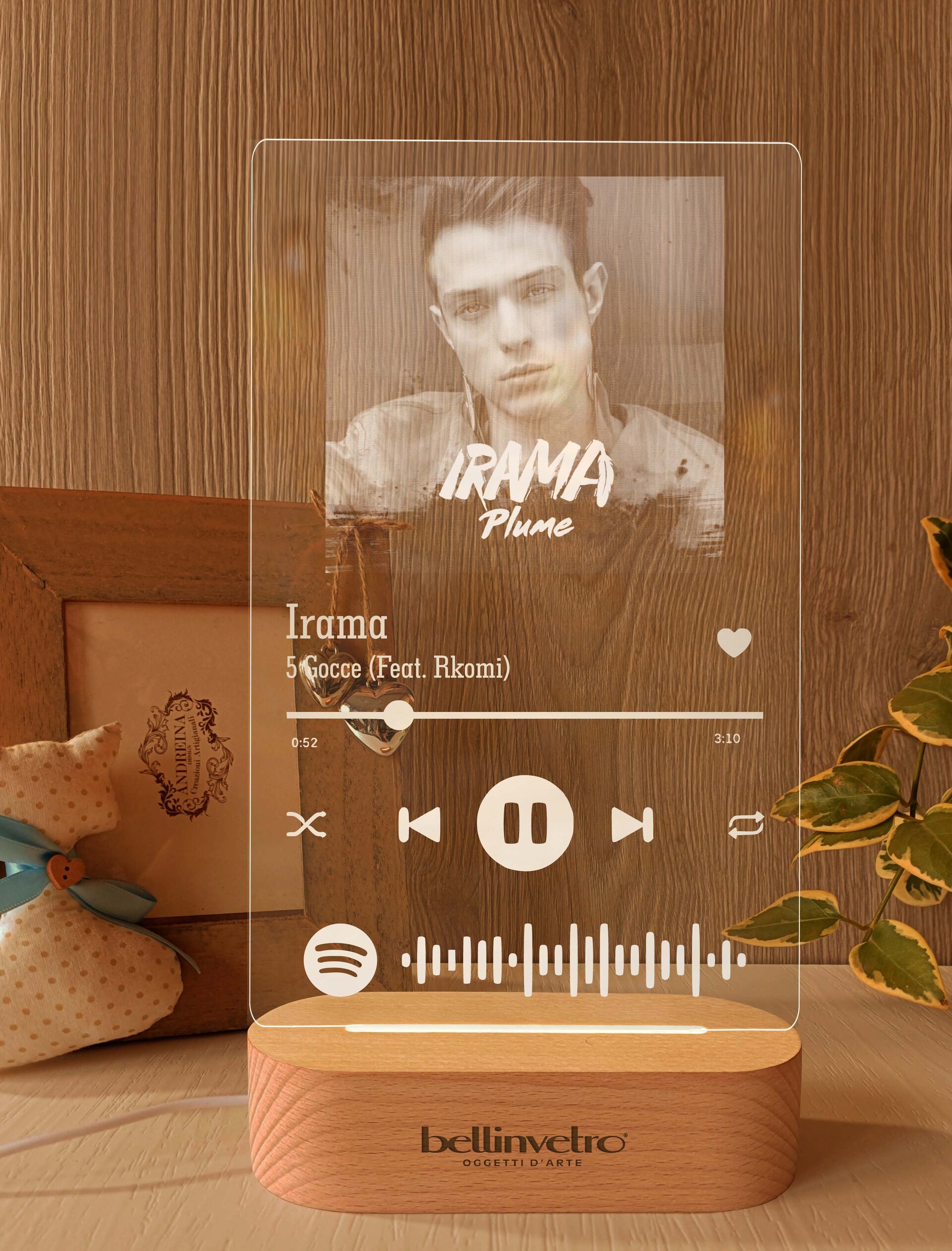Lampada LED in plexiglass | NIGHT LIGHT | Spotify music Irama con base in legno BELLINVETRO VR 397