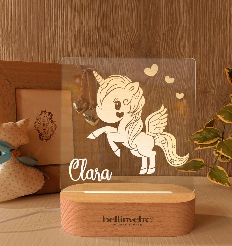 Lampada LED in plexiglass | NIGHT LIGHT | unicorno con base in legno BELLINVETRO VR 399