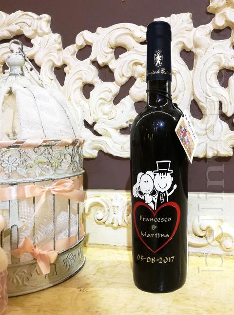 Bottiglia incisa e dipinta a mano sposi VINO CANTINE PAOLINI 09