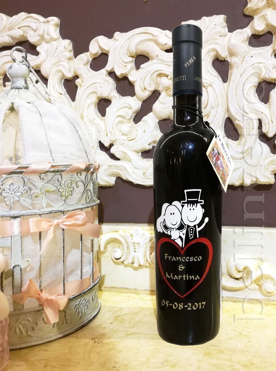 Bottiglia incisa e dipinta a mano sposi VINO CANTINE PAOLINI 09