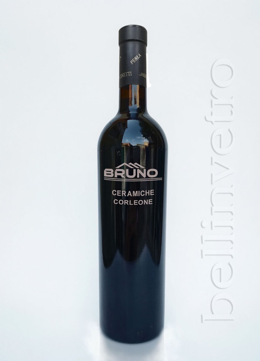 Bottiglia incisa e dipinta a mano regalo aziendale VINO CANTINE PAOLINI 14