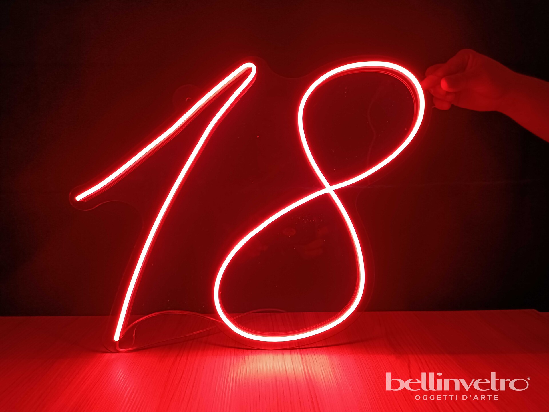 Numero neon - 18 monocolore o RGB da parete | d'appoggio BELLINVETRO VR 341
