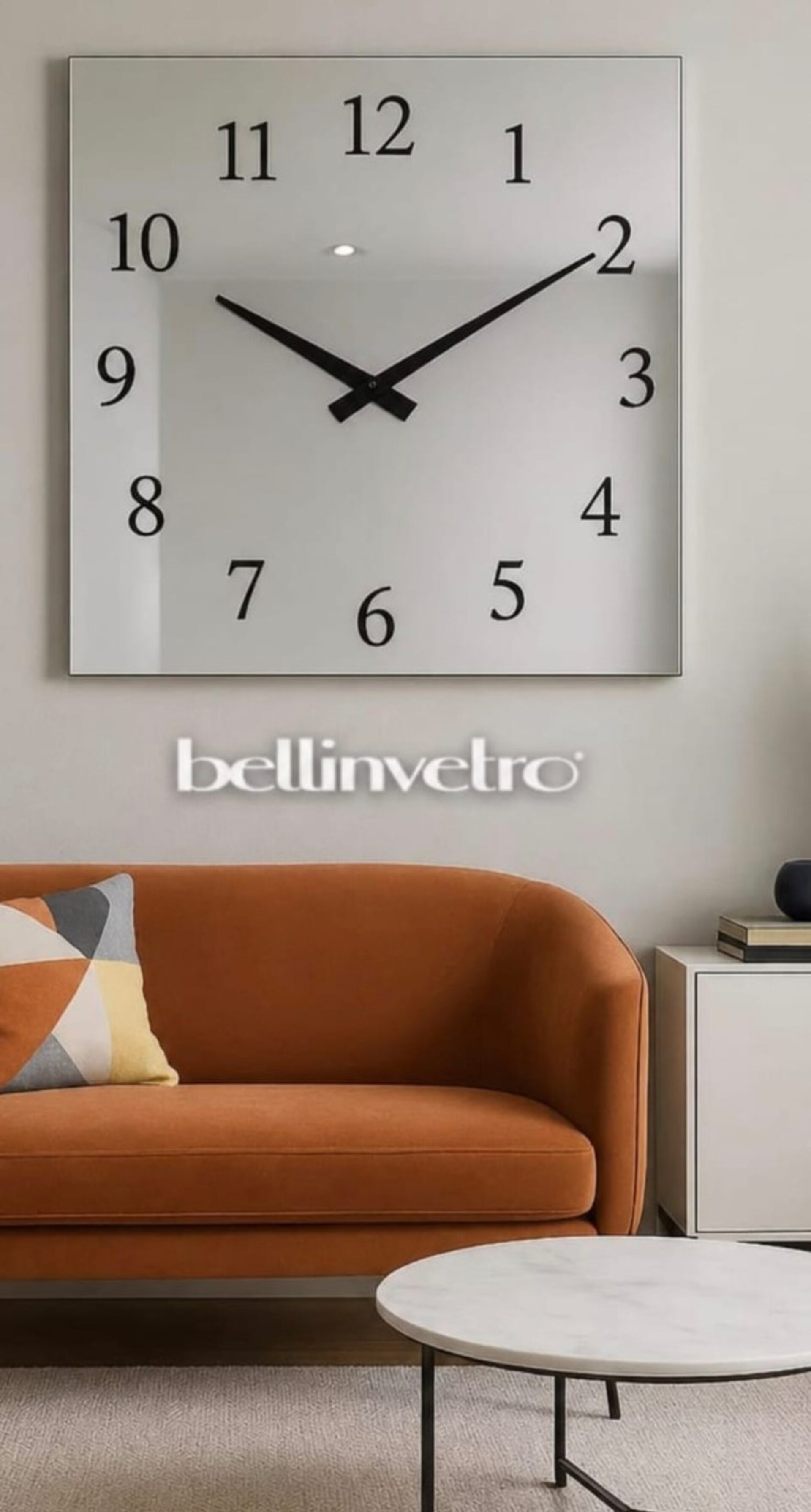 Orologio da parete in vetro laccato con numeri a rilievo BELLINVETRO VR 848