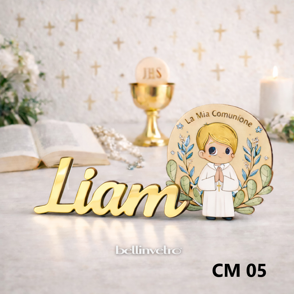 Nomi personalizzati in PLEXIGLASS SPECCHIATO con personaggio tema Cominione BELLINVETRO VR-UV 1453