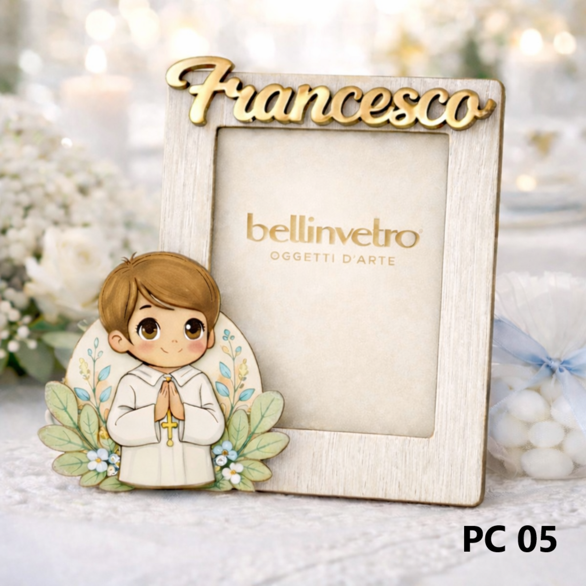 Portafoto personalizzato in legno con nome in plexiglass e personaggio "Comunione" BELLINVETRO VR-UV 1524