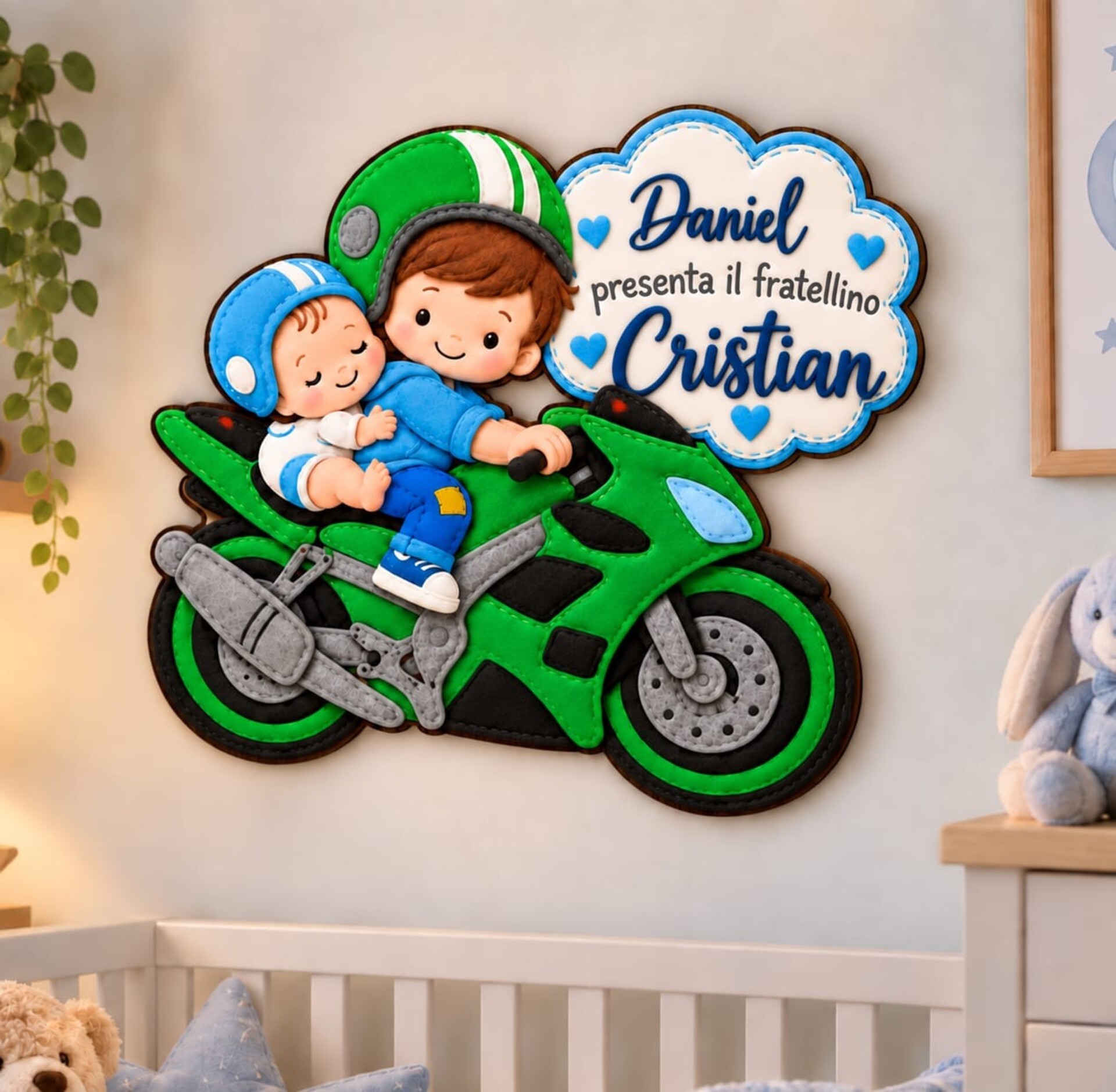 Fiocco Nascita bimbo con fratellino sulla moto con nuvola e nomi VERSIONE MASCHILE BELLINVETRO VR-UV 1540
