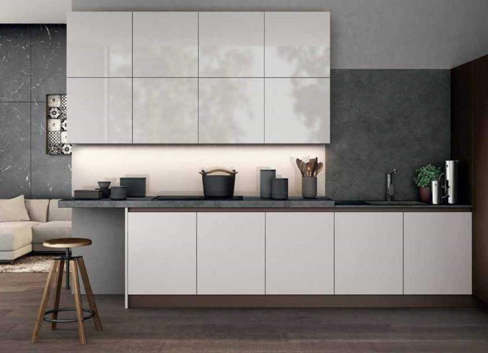 Paraschizzi cucina in vetro laccato 5 mm trasparente extrachiaro temperato BELLINVETRO