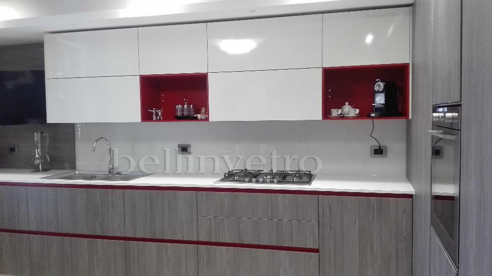 Paraschizzi cucina in vetro laccato 5 mm trasparente extrachiaro temperato BELLINVETRO