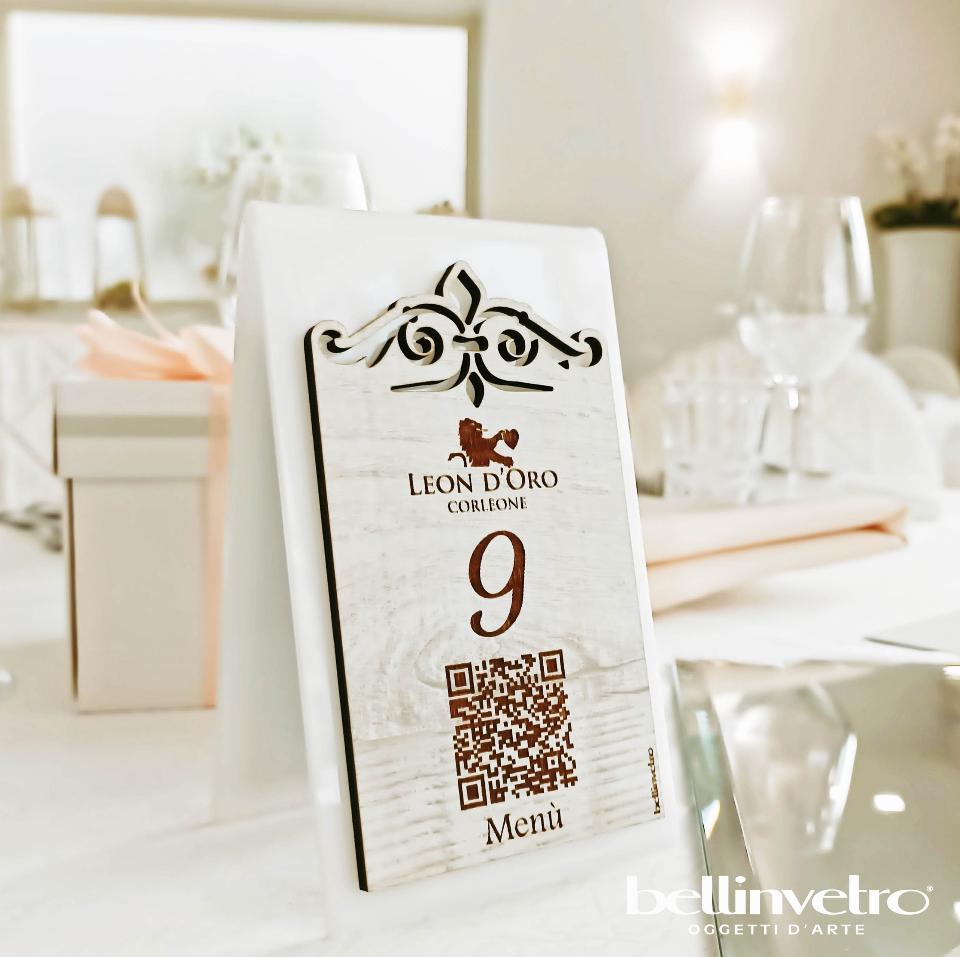Cavalierie da tavolo ristorante qr code in legno e plexiglass VR 245 BELLINVETRO