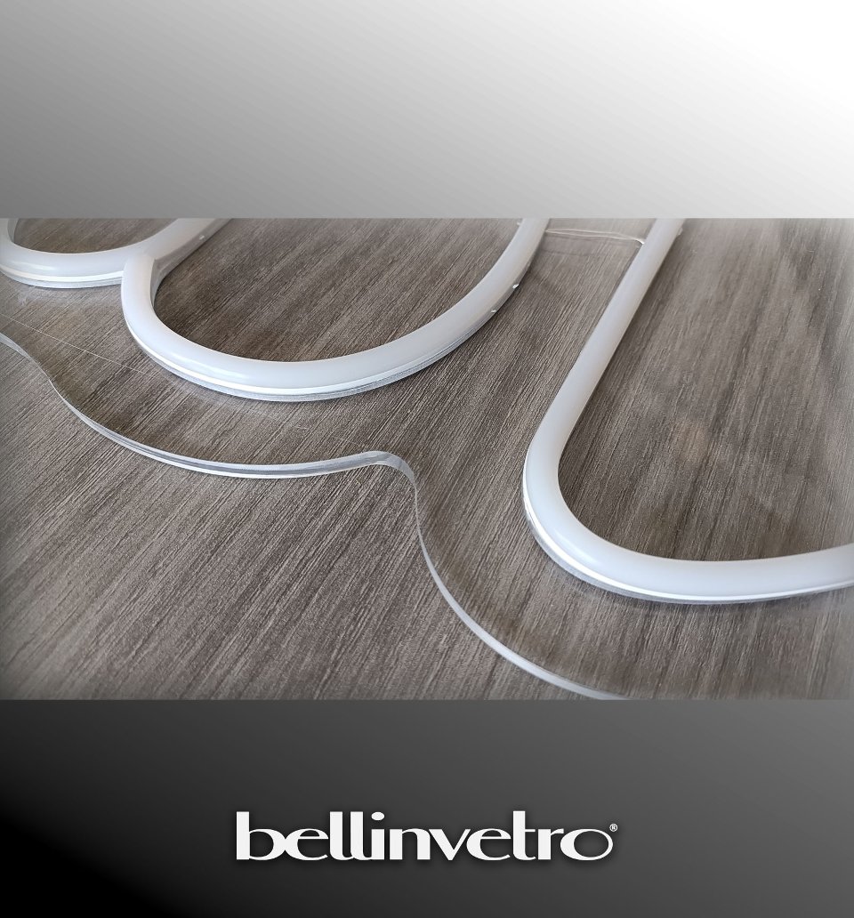 Scritta neon led monocolore - Tutto l'universo obbedisce all'AMORE BELLINVETRO VR 1286