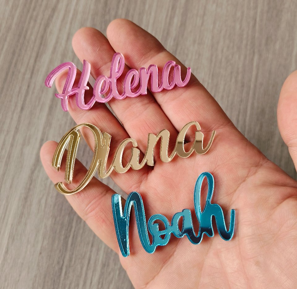 Nomi e scritte personalizzati in plexiglass specchiato per segnaposto o bomboniere BELLINVETRO VR 158