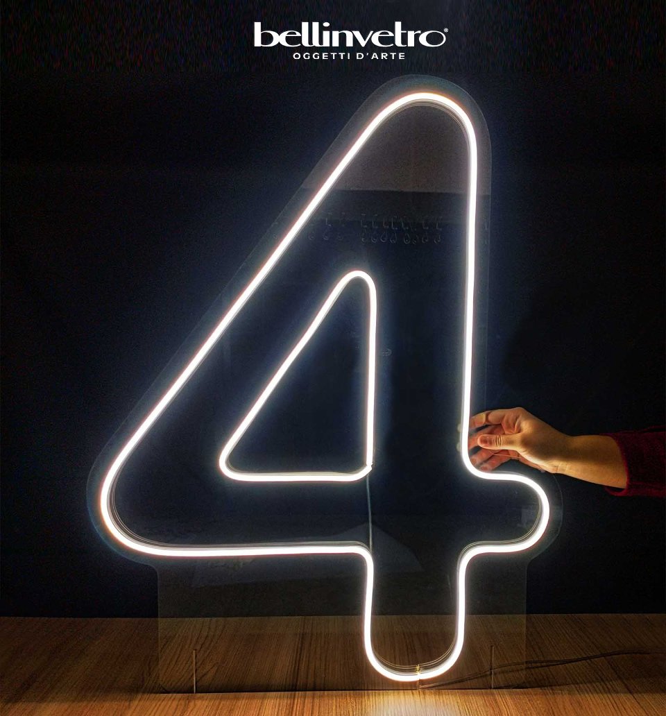 Numeri neon singoli doppia linea - monocolore o RGB da parete | d'appoggio BELLINVETRO VR 1361