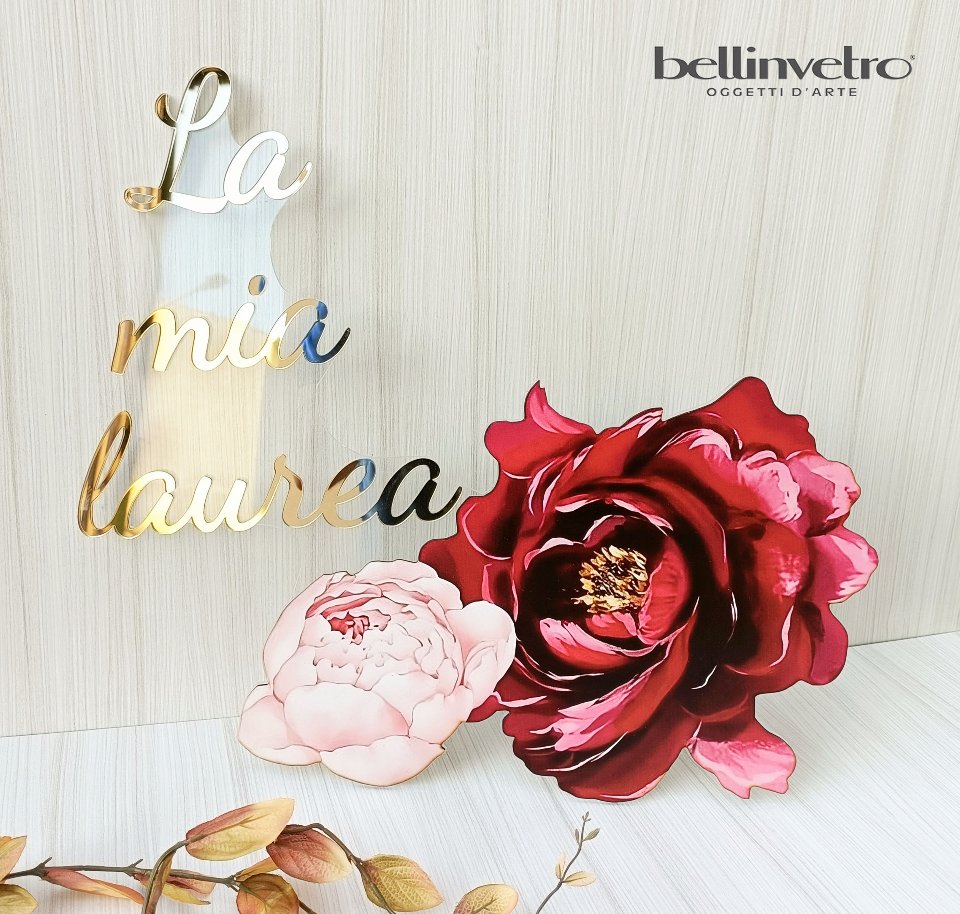 Scritta con decoro floreale e plexiglass specchiato in sovrapposizione | La mia Laurea BELLINVETRO VR-UV 838