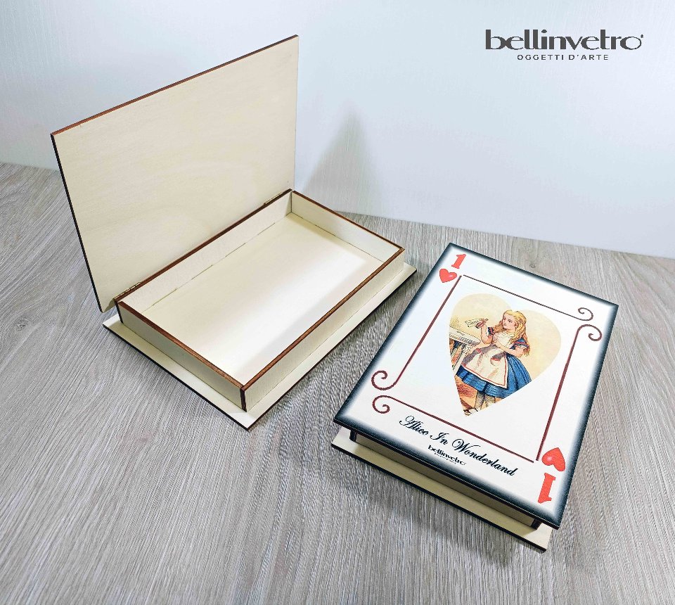 COFANETTO| SCATOLA LEGNO CON STAMPA CARTA ALICE NEL PAESE DELLE MERAVIGLIE BELLINVETRO UV-VR 424
