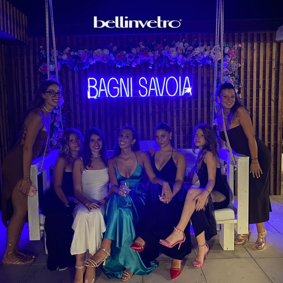 Insegna a neon led - loghi aziendali BELLINVETRO