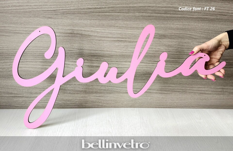 Scritte e nomi personalizzati in legno laccato o laminato su una riga BELLINVETRO VR 158