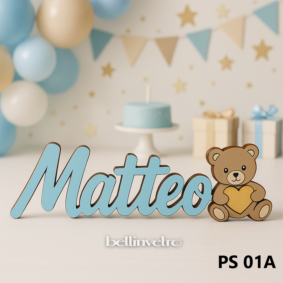 Nomi personalizzati in legno laccato con personaggio su una riga BELLINVETRO VR-UV 1451