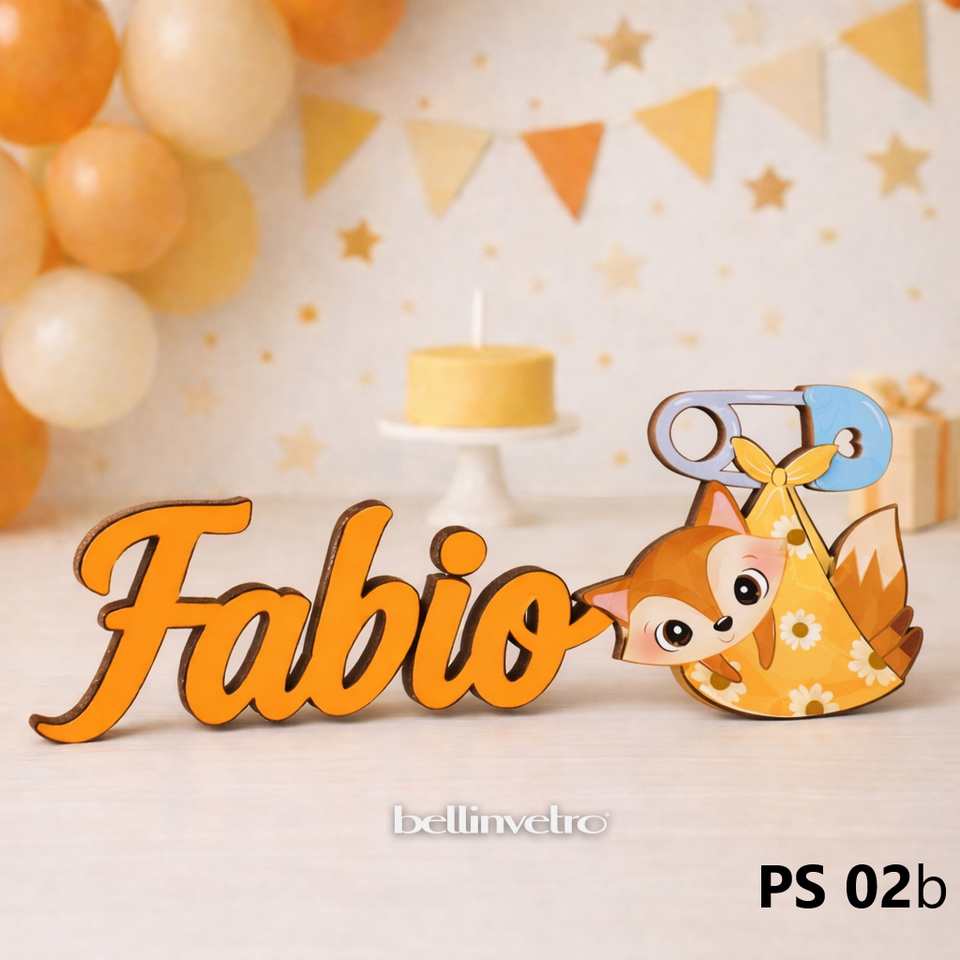 Nomi personalizzati in legno laccato con personaggio su una riga BELLINVETRO VR-UV 1451